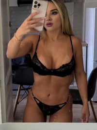 Camellia High Class Escort Hure Essen 2