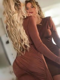 Carroline High Class Escort Hure Essen 4