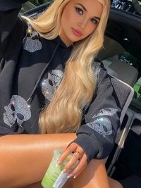 Zlatta Blond High Class Escort Hure Essen 3