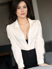 Liyora High Class Escort Hure Essen 5